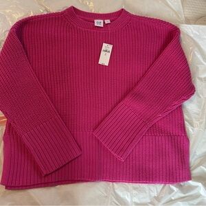 NWT GAP Fuchsia Knit Pullover